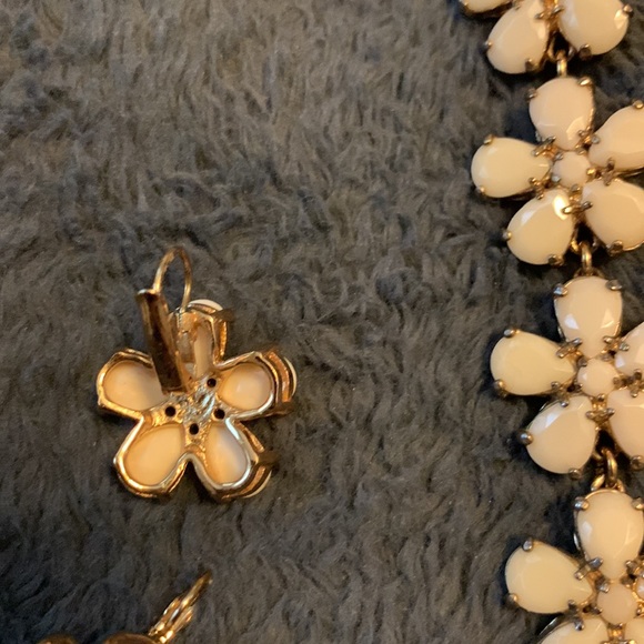 Kate spade bracelet and matching earrings - Picture 4 of 4